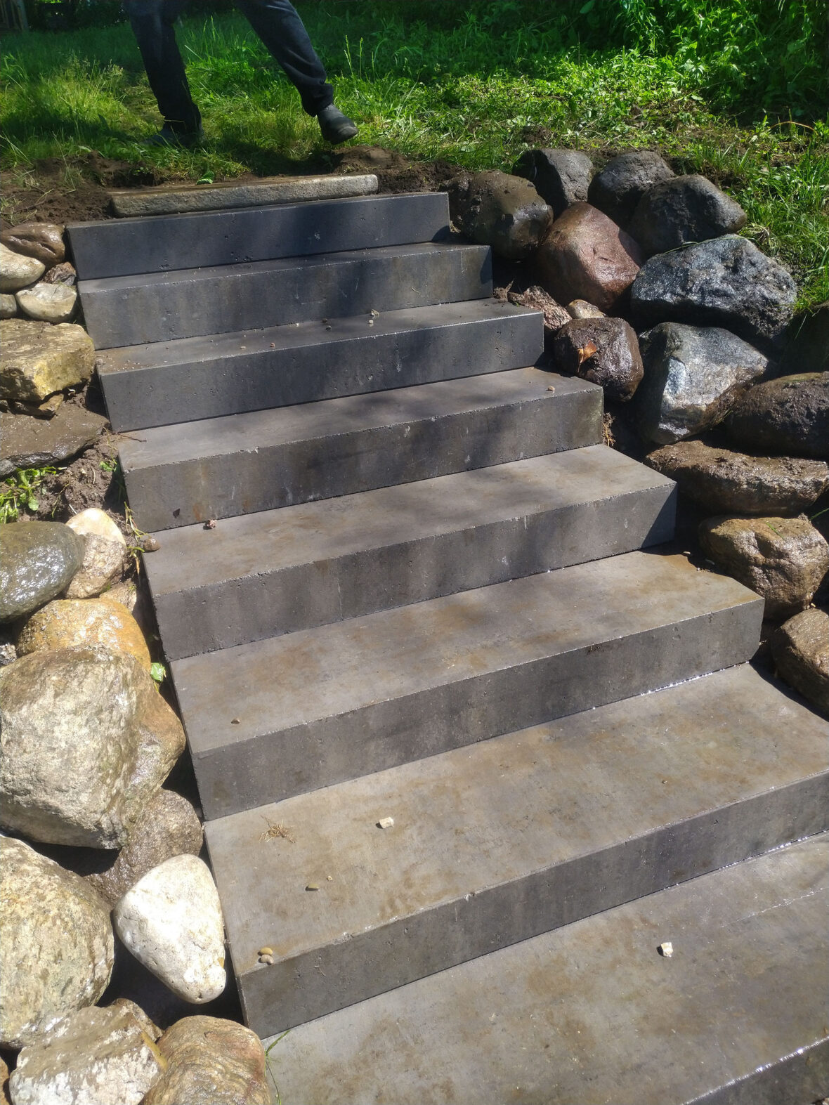 Concrete Steps, Granite Rocks