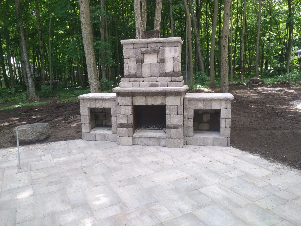 Outdoor Fireplace, Interlock